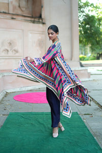 Mauj Nayy Pink Rani Cape Set