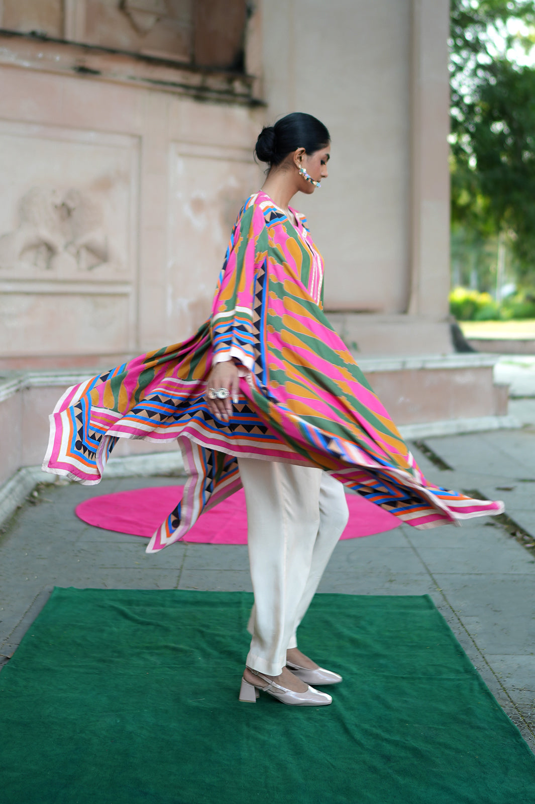 Limegreen/Pink Kilim Rani Cape Set