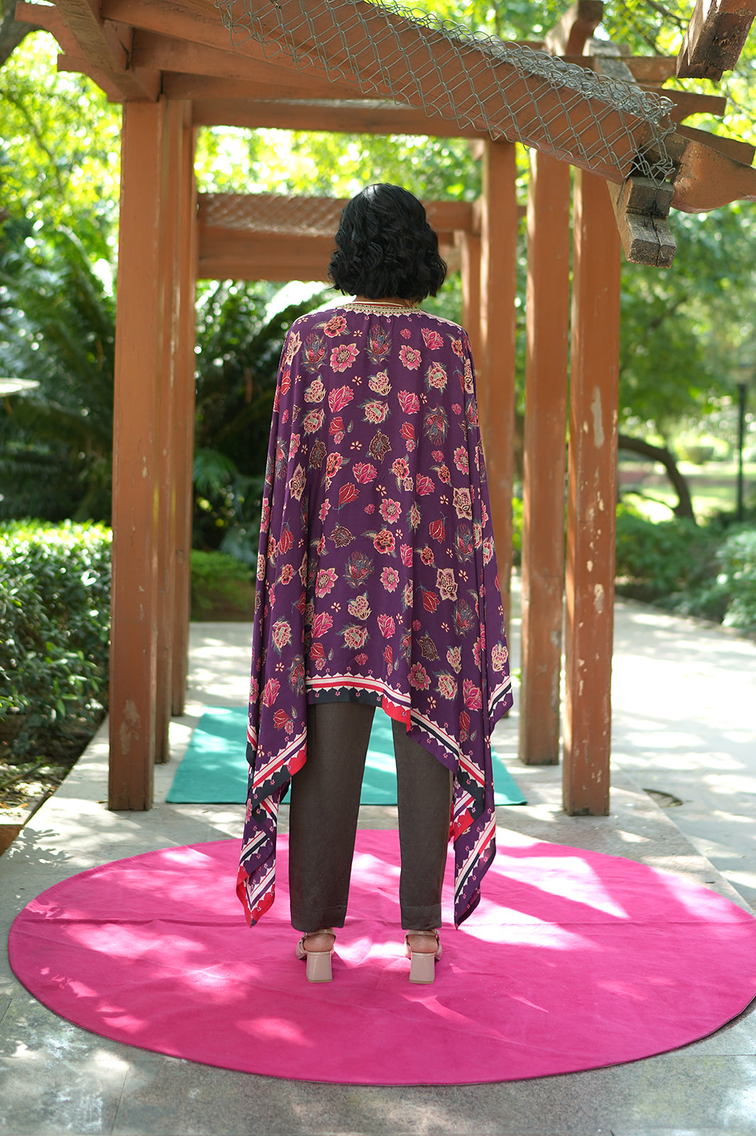 CHARCOAL CHINTZ PLUM RANI CAPE