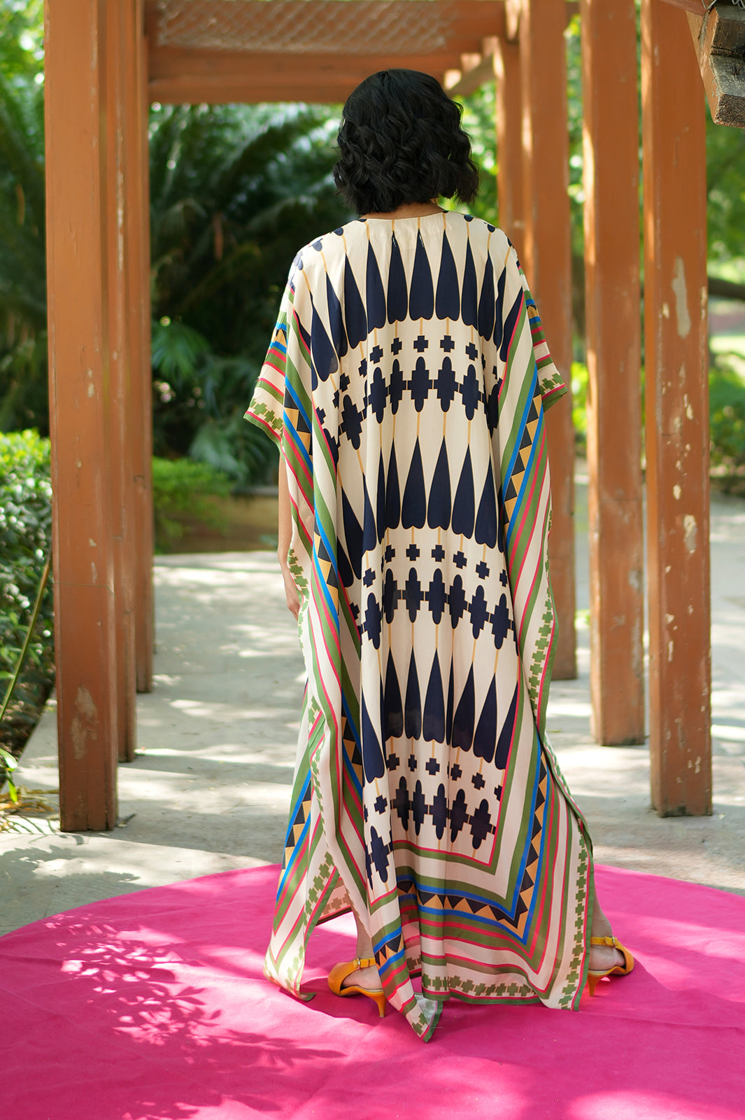 Ivory/ Navy Blue Kilim Mauj Kaftan