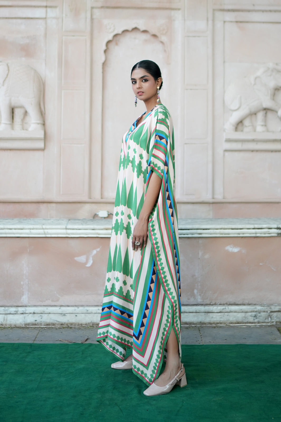 Ivory/ Green Kilim Mauj Kaftan