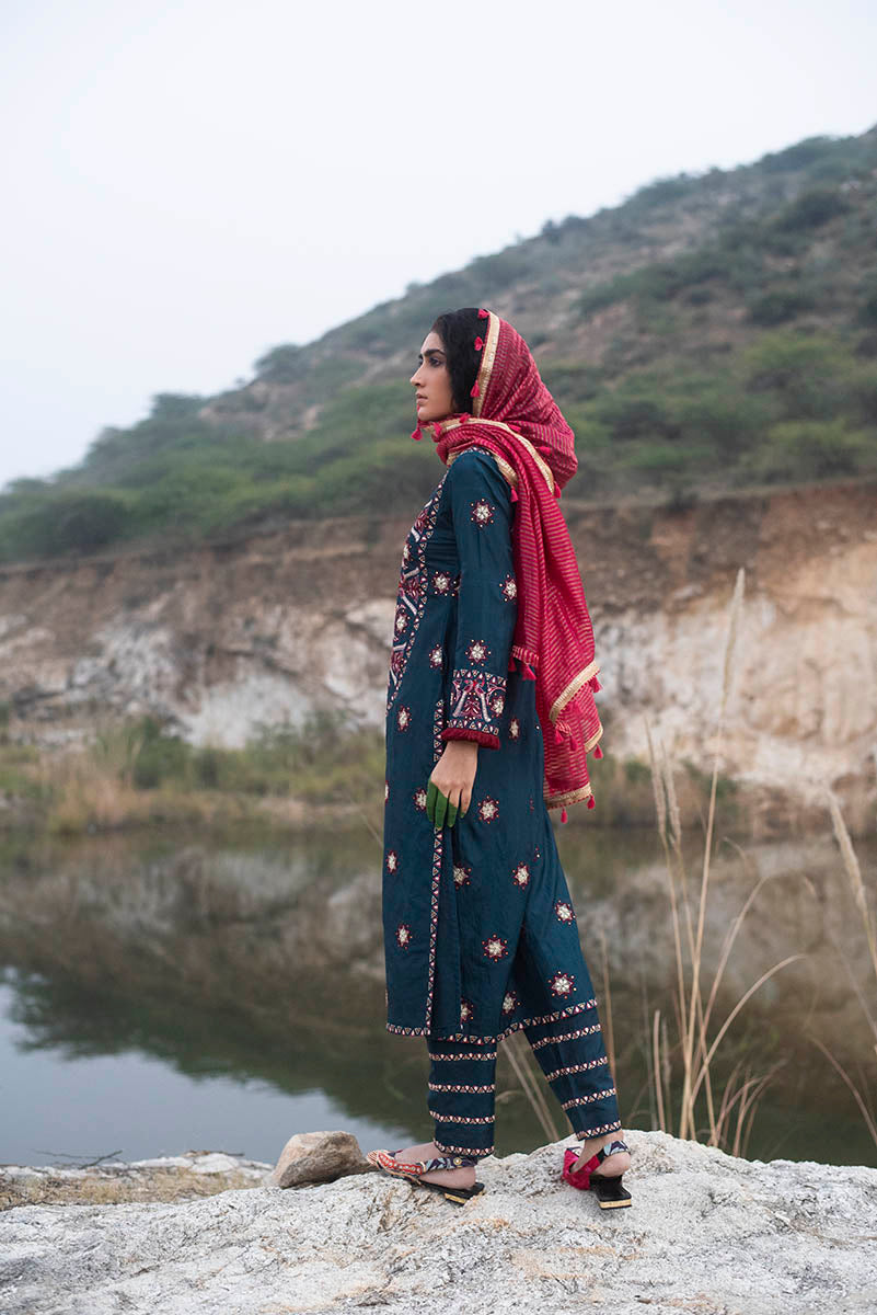 Morbagh Teal Embroidered Yoke Kurta, Pants And Kurta