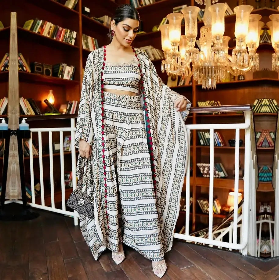 Paisley Embrodiered Noor Cape Set