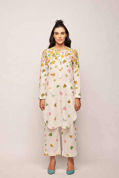 fleur round hem tunic for women,
fleur round hem tunic for girls,
floral round hem tunic dress,
round hem tunic with floral print,
fleur tunic with round hem,
boho floral round hem tunic,
summer round hem tunic dress,
floral round hem tunic for women,
casual round hem tunic top,
fleur tunic with draped design,
round hem tunic with floral embroidery,
bohemian round hem tunic dress,
fleur tunic for casual outings,
floral print round hem tunic,
fleur tunic with side slit design,
round hem tunic 