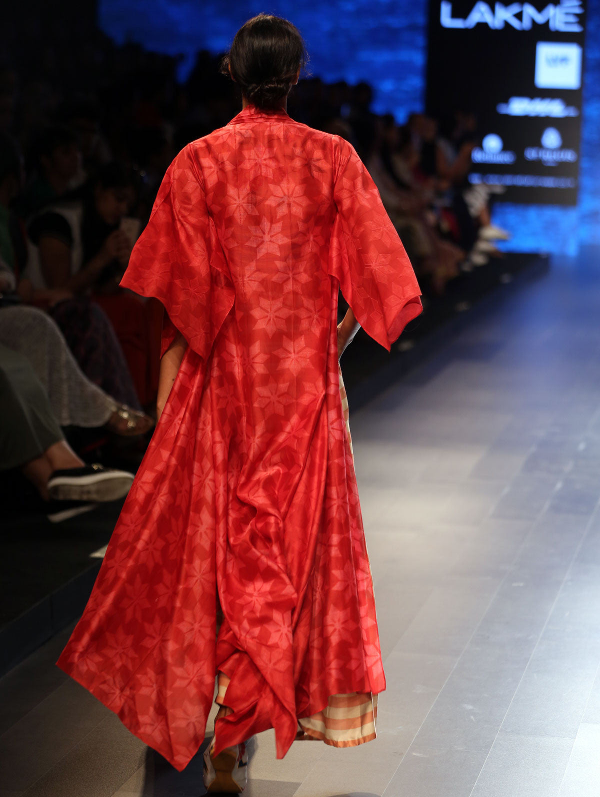Bagh Applique Embroidered Crop Top With printed Pleated pants and Shibori Jacket