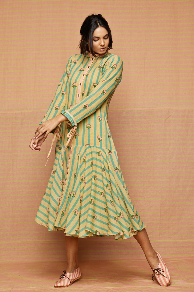 ladies flared dresses Buy Block Printed Buti Striped Flared Dress Online In India XL