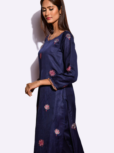 Ekrang Buta Embroidered Straight Kurta And Pants