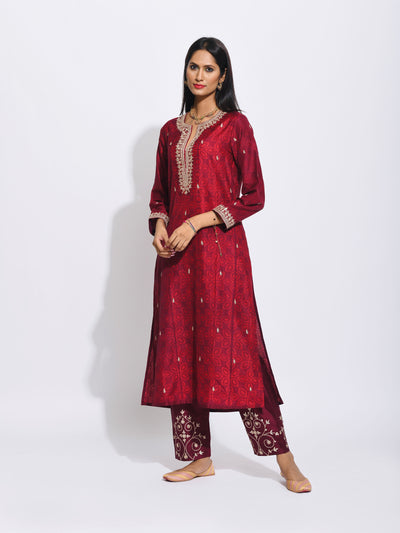 Maroon Silk Shibori Embroidered Kurta Set