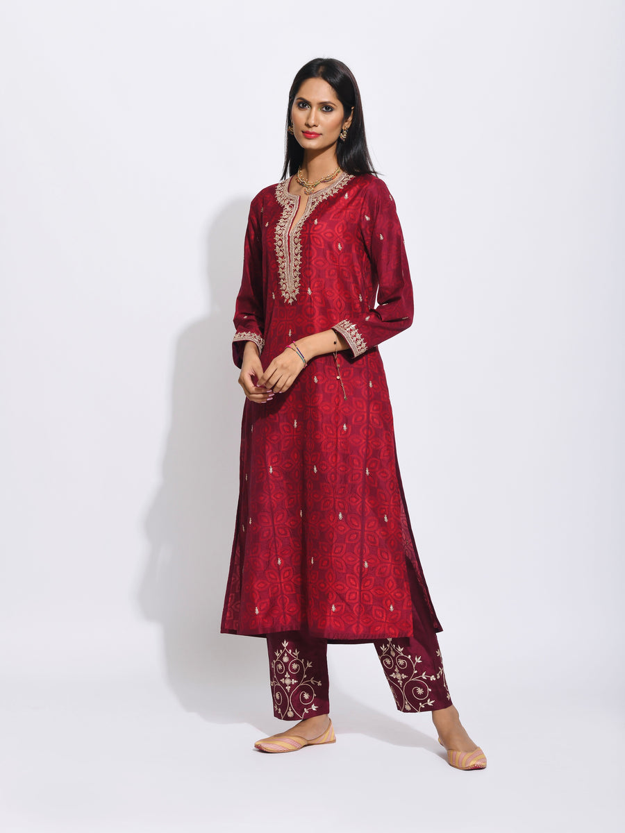 Maroon Silk Shibori Embroidered Kurta Set