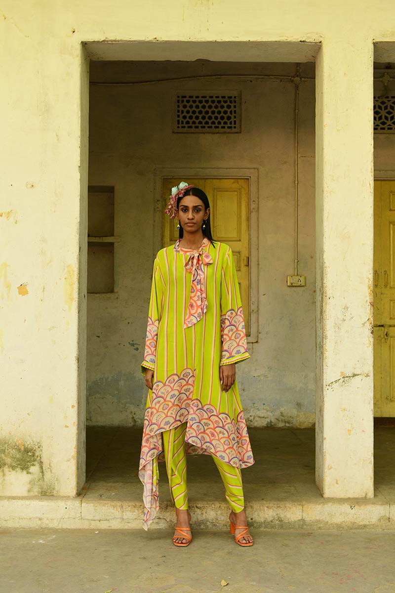 Khus Tunic And Dhoti Pant Set
