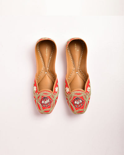 Morbagh Red Embrodied Juti