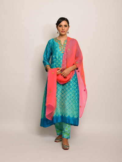 Patang Shibori Turquoise Kurta Set with Buti Dupatta