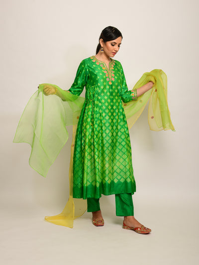Patang Shibori Green Kurta Set with Buti Dupatta