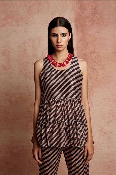 Amer Black Beige Top