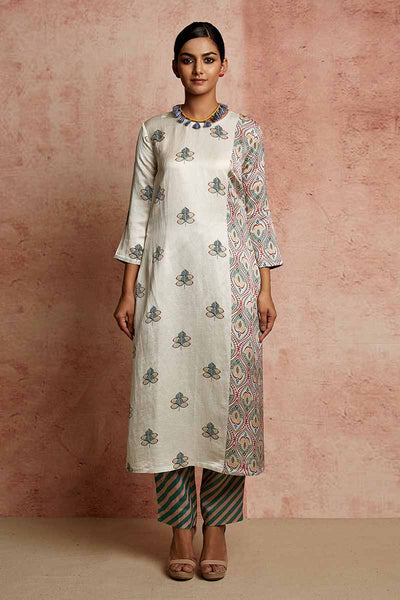 Amer Ivory Buti/Multi Kurta