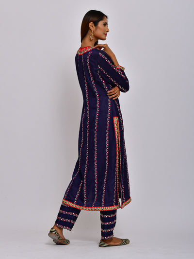 Navy Embroidered Straight Kurta With Pant